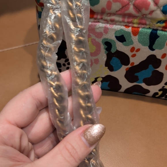 Kurt Geiger Brixton Multicolor Quilted Chain Shoulder Bag NWT and Dusty - Picture 3 of 11